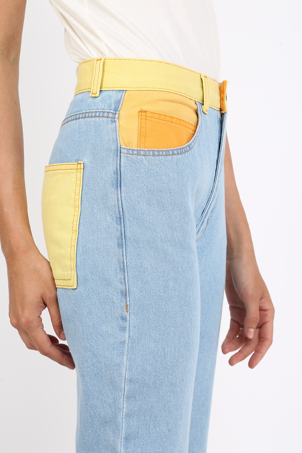 COLOR BLOCK ALLMOST VINTAGE JEANS