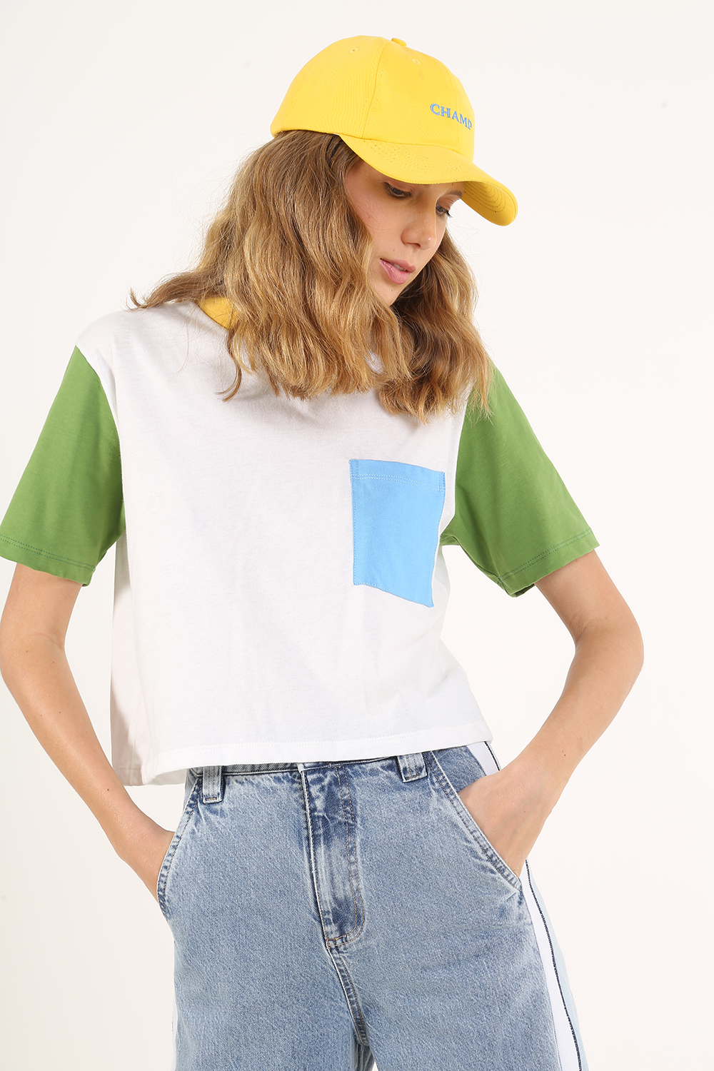 T-SHIRT CROPPED CHAMP ALLMOST VINTAGE